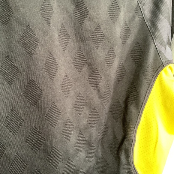 Li-Ning Badminton Athletic Tee - Picture 6 of 7